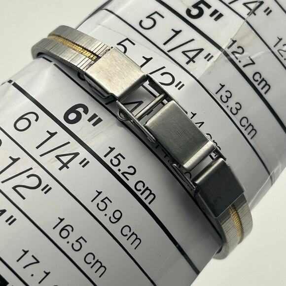 Vintage Pulsar Two-tone Rectangular Dial Tank Women’s Watch Working New Battery main image 4